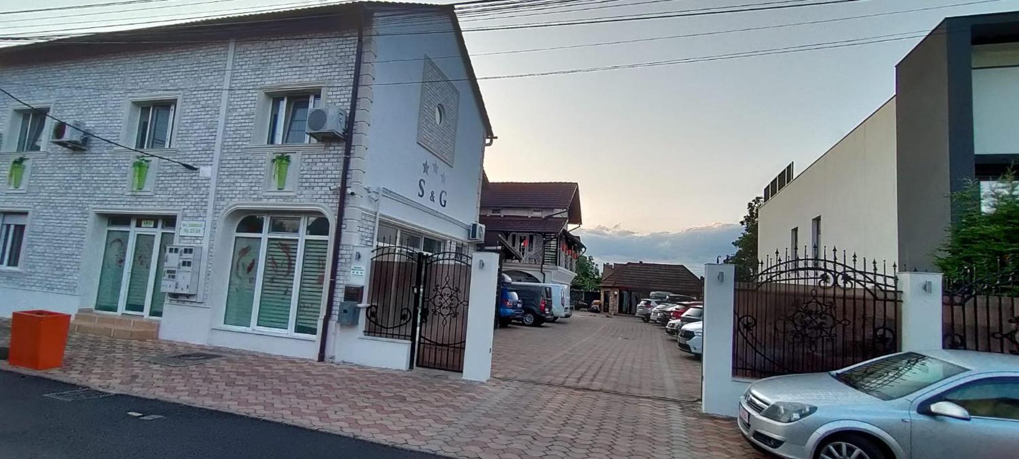 Pensiunea Sergiu & Geanina Arad Kültér fotó